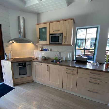 Londons Cottage Hilversum Bagian luar foto